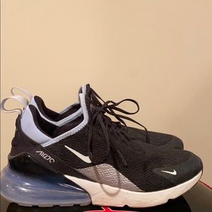 Nike AirMax 270